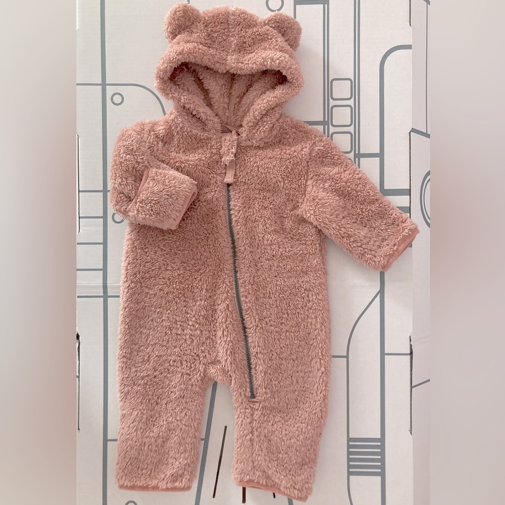Hanna Andersson Marshmallow Bear Romper, size 3-6 months